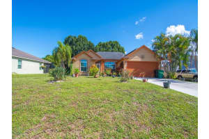 714 SW Andrew Road, Port Saint Lucie, FL 34953 - MLS#R11115367