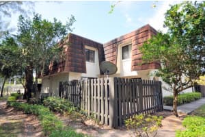 2212 White Pine Circle B Green Acres, FL 33415 - Off Market