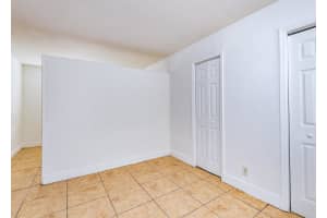 4081 N Dixie Highway 24, Oakland Park, FL 33334 - MLS#R11115398