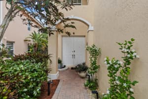1104 NW Leonardo Circle, Port Saint Lucie, FL 34986 - MLS#R11115427