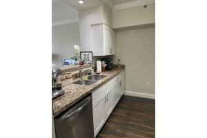 616 Clearwater Park Road 1007, West Palm Beach, FL 33401 - MLS#R11115443
