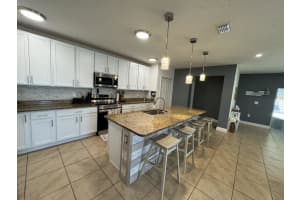 5252 NW East Piper Circle, Port St Lucie, FL 34986 - MLS#R11115464