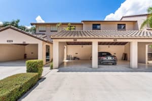 210 Captains Walk 711, Delray Beach, FL 33483 - MLS#R11115465