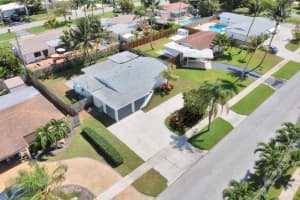 921 SE 15th Court, Deerfield Beach, FL 33441 - MLS#R11115467
