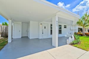 921 SE 15th Court, Deerfield Beach, FL 33441 - MLS#R11115467