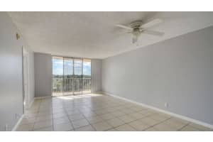 500 Executive Center Drive 5-A, West Palm Beach, FL 33401 - MLS#R11115474