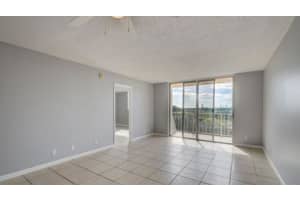 500 Executive Center Drive 5-A, West Palm Beach, FL 33401 - MLS#R11115474