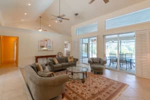 13 Balfour Road W, Palm Beach Gardens, FL 33418 - MLS#R11115491