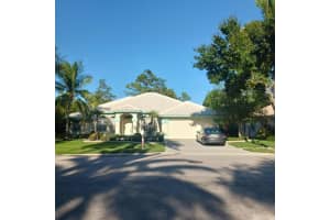 103 Cypress Trace, Royal Palm Beach