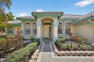 103 Cypress Trace, Royal Palm Beach, FL 33411 - MLS#R11115528