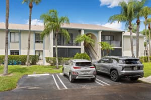 1102 Green Pine Boulevard H1, West Palm Beach, FL 33409 - MLS#R11115541