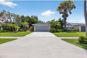 22 Baytree Circle, Boynton Beach