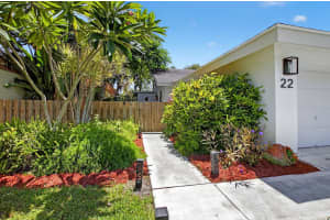 22 Baytree Circle, Boynton Beach, FL 33436 - MLS#R11115546
