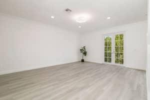 2502 N Dixie Highway 40, Lake Worth Beach, FL 33460 - MLS#R11115563