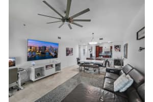 1610 Presidential Way B-207, West Palm Beach, FL 33401 - MLS#R11115564