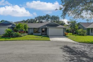 12726 SE Pinehurst Court, Hobe Sound, FL 33455 - MLS#R11115571