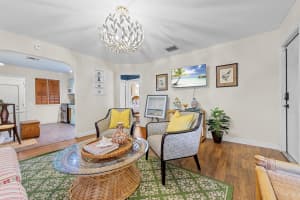 916 30th Court, West Palm Beach, FL 33407 - MLS#R11115572