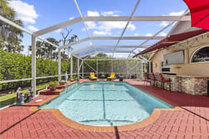 15193 Oak Chase Court, Wellington