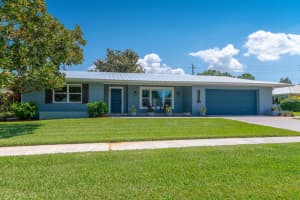 1442 Se Sunshine Avenue, Port Saint Lucie