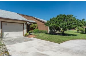 13335 Crosspointe Drive, Palm Beach Gardens, FL 33418 - MLS#R11115628