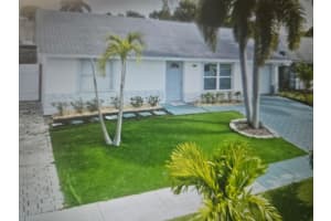 6147 Moonbeam Drive, Lake Worth