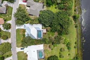 4426 Sw Oakhaven Lane, Palm City