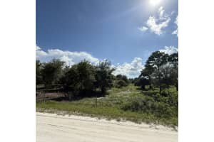 7805 21st Street SW, Vero Beach, FL 32968 - MLS#R11115657