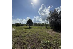 7805 21st Street SW, Vero Beach, FL 32968 - MLS#R11115657