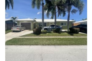 1081 Sw 13th Drive, Boca Raton
