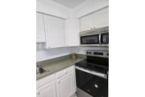 2050 Oleander Boulevard 4-106, Fort Pierce, FL 34950 - MLS#R11115692