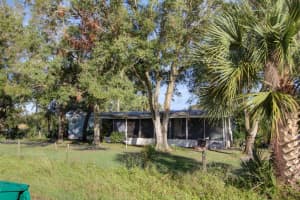 6055 NE 9th Way, Okeechobee, FL 34974 - MLS#R11115702