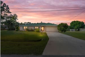 5940 Nw Brenda Circle, Port Saint Lucie