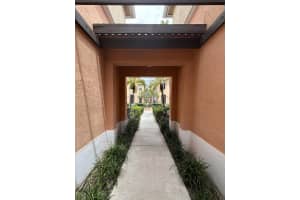 3545 Forest Hill Boulevard 12, Palm Springs