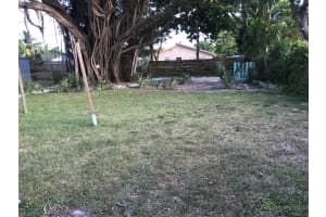 208 Coventry Street, Boca Raton, FL 33487 - MLS#R11115740