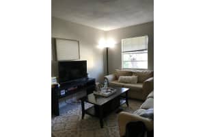 208 Coventry Street, Boca Raton, FL 33487 - MLS#R11115740