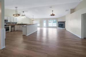 293 SW Pagoda Terrace, Port Saint Lucie, FL 34953 - MLS#R11115751