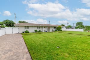 3696 NE 5th Drive, Boca Raton, FL 33431 - MLS#R11115757