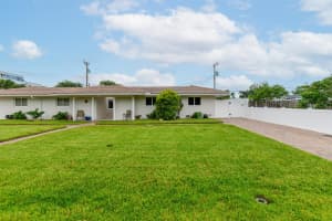 3696 NE 5th Drive, Boca Raton, FL 33431 - MLS#R11115757