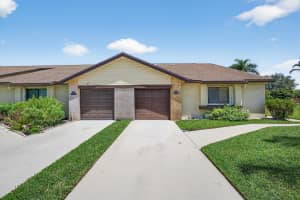 108 Village Walk Drive, Royal Palm Beach