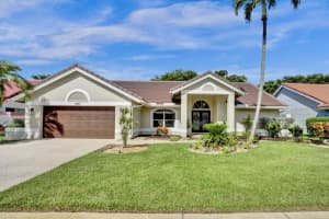 5693 Lake Shore Village Circle, Lake Worth, FL 33463 Sold 09/15/25