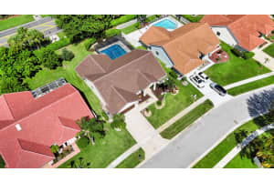 5693 Lake Shore Village Circle, Lake Worth, FL 33463 Sold 09/15/25