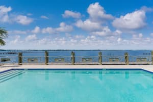41 SW Seminole Street 305, Stuart, FL 34994 - MLS#R11115895