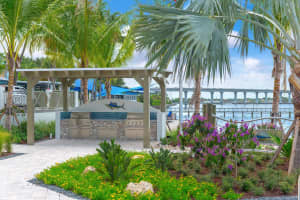41 SW Seminole Street 305, Stuart, FL 34994 - MLS#R11115895