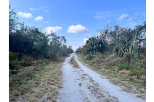 4108 Sebring Lakes Boulevard, Sebring, FL 33875 - MLS#R11115901