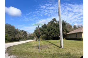 4108 Sebring Lakes Boulevard, Sebring, FL 33875 - MLS#R11115901