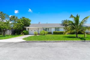 1714 N Palmway, Lake Worth Beach, FL 33460 Sold 09/05/25