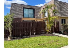 5203 Waterview Circle, Palm Springs