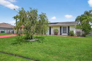 505 Sw Lakehurst Drive, Port Saint Lucie
