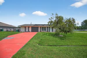 505 SW Lakehurst Drive, Port Saint Lucie, FL 34983 Sold 10/17/25