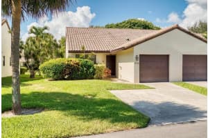 416 Buttonwood Place, Boca Raton
